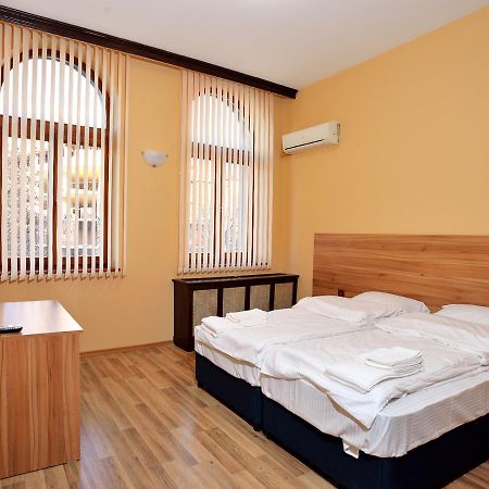 Hotel Cascade Plewen Zewnętrze zdjęcie