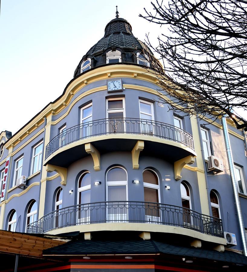 Hotel Cascade Plewen Zewnętrze zdjęcie