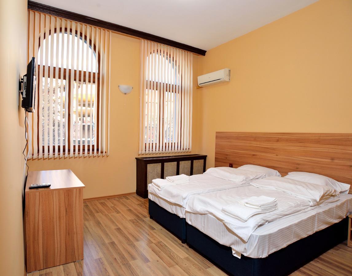 Hotel Cascade Plewen Zewnętrze zdjęcie